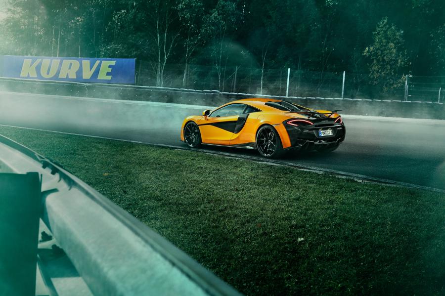  McLaren 570S by Novitec Rosso 2016 года  (фото 23 из 32)